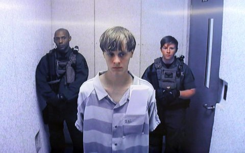 Dylann Roof, acusado de matar en junio de 2015 año a nueve feligreses afroamericanos en una iglesia de Charleston (Estados Unidos).