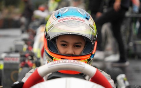 Julián Rivera, piloto de karting que ha comenzado a obtener mayores logros con 11 años