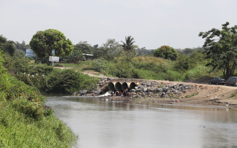 En Taura, cuerpos fueron encontrados en una zona de difícil acceso.
