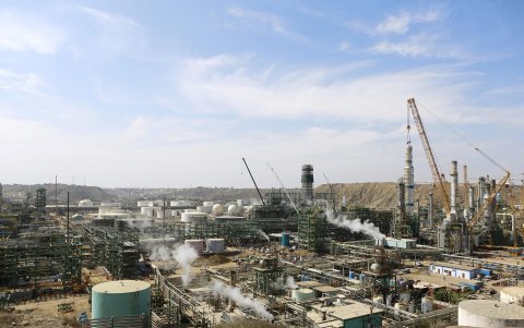 Las instalaciones de la refinería de Talara, en la región de Piura, en la costa norte peruana a unos 1000 kilómetros de la ciudad de Lima (Perú).