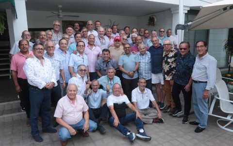 Los buenos recuerdos de la época estudiantil estuvieron presentes en el encuentro.