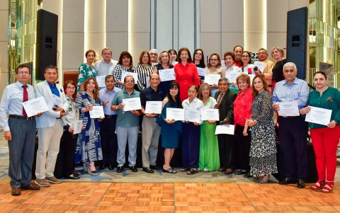 Durante el encuentro se reconoció a los médicos con más de 20 años en los centros de atención a la salud que regenta la institución.