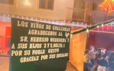 El cartel en el que se agradecía por los regalos al narcotraficante 'El Mencho'.