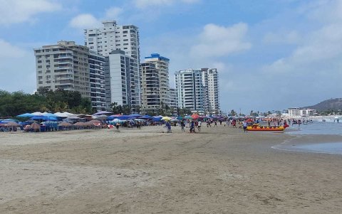 En el sector de Chipipe de Salinas si se podrá bañar en el mar.