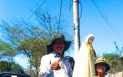 Los comuneros de Coloche realizaron un recorrido con la Virgen de Fatima