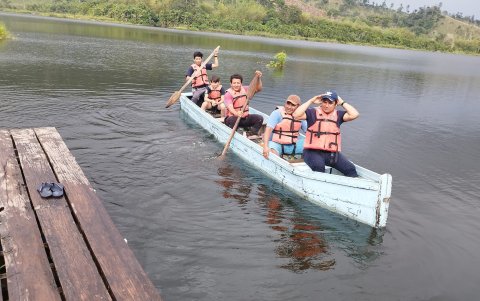 Los paseos en canoa son otra actividad imperdible.