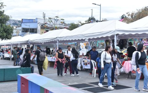 Megaferias. Se implementaron cuatro espacios. El número de participantes es reducido en comparación con los miles de comerciantes.