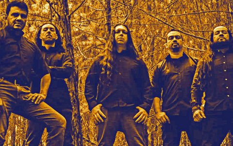 Nameless, de Cali, Colombia, se dio a conocer en el país con su EP 'Across the Threshold', lanzado en 1996 y en el que cantaba Miguel Zuluaga, fallecido en 1998