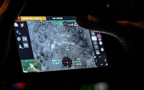 Un grupo de jabalíes es detectados por un dron termográfico en la montaña de Weinan, en la provincia de Shaanxi, en el norte de China.