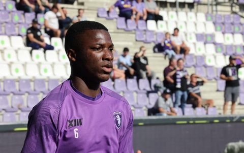 Moisés Caicedo fue prestado seis meses a Beerschot antes de brillar con Brighton