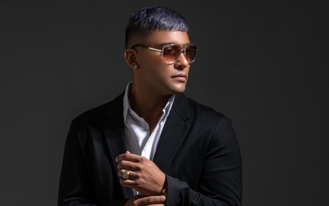 La propuesta de Makano recoge lo mejor de la balada en español, la influencia afrojamaiquina y el sonido tropical latino.