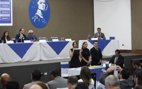 El CNE realizó el sorteo del orden de intervención de los candidatos presidenciales para el debate.