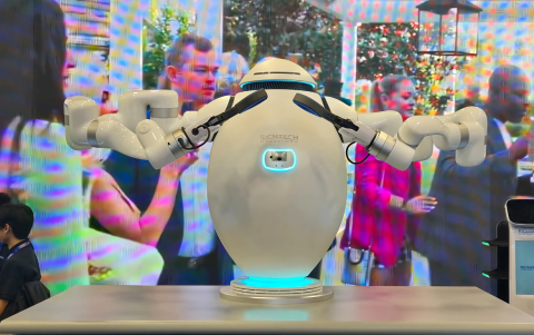 Adam es el robot bartender que se robó la atención de la feria tecnológica CES.