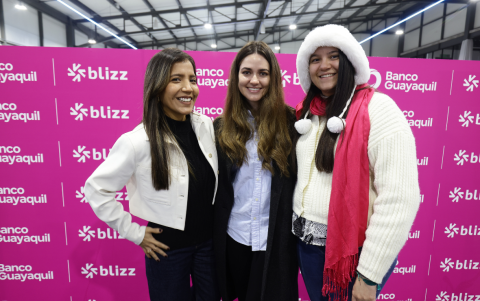 Estefania Bustamante, Andrea Játiva y Ana Ribas.