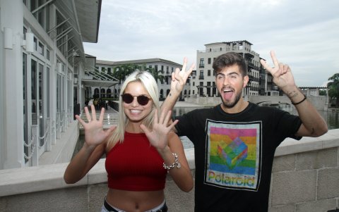 Emilia Mernes y Fer Vásquez en febrero de 2017 en Guayaquil.