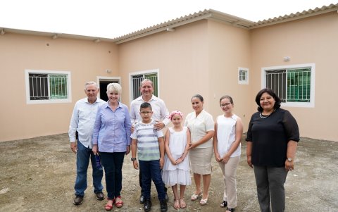 La fundación ha beneficiado a más de 40 mil personas con su banco de alimentos.
