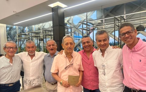 Marcelo Nájera, Yotti Guerra, Marco Castello, Jorge Franco, Augusto Alejandro, Alsino Herrera y Jorge López.