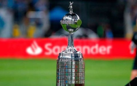 La Copa Libertadores tuvo al Banco Santander como principal sponsor. El torneo llevó el nombre de la entidad.