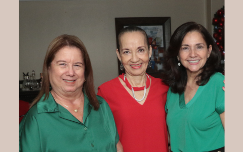 Geoconda de Akel, Cecilia de Raffo y Mariana Rodríguez.