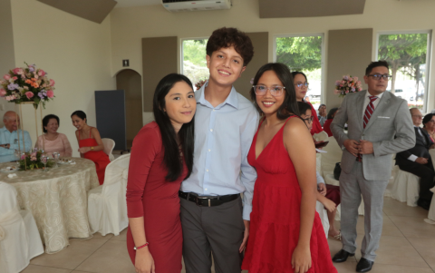 Cory Reyes, Gastón Leandro Ponte y Joyce Villacís.