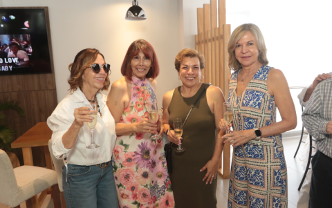 Cynthia Gabbert, Patricia López, Jeanine López y Mirian Díaz Granados.