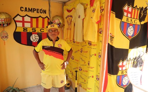 Eduardo Campuzano cuando la vida le sonreía, le dedicaba todo su amor a Barcelona SC.