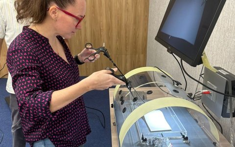 Tecnología. Los aparatos permiten prácticar diversos procedimientos como acceso vascular y respiración mecánica.