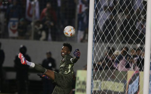 Liga de Quito se proclamó campeón de la Supercopa Ecuador tras derrotar a El Nacional en la tanda de penales.