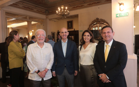 Sergio Flores, Juan Carlos Díaz Granados, Paquita Cucalón y Víctor Jurado,