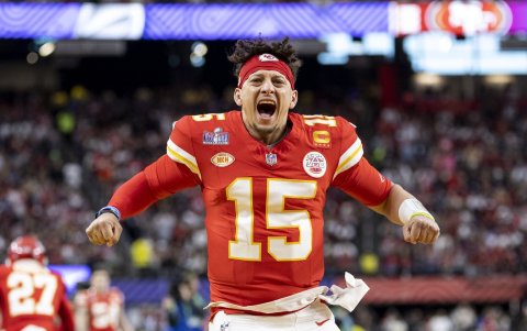 El jugador de los Kansas City Chiefs busca guiar a los Chiefs a ganar el Super Bowl.