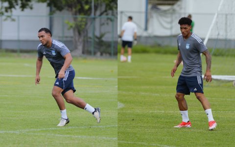 Elkin Muñoz (i) y Ronnie Borja se sumaron a los entrenamientos de Emelec tras su participación en el Sudamericano sub-20 de Venezuela.