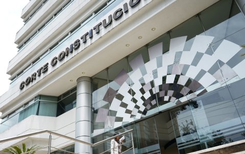 El presidente-candidato envió la propuesta de reforma parcial a la Corte Constitucional para que haga la valoración que corresponda.