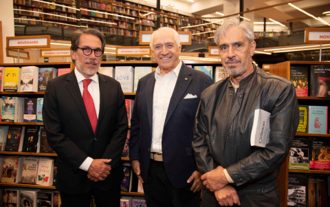Pablo Ortiz, René Ortiz y César Cadena.