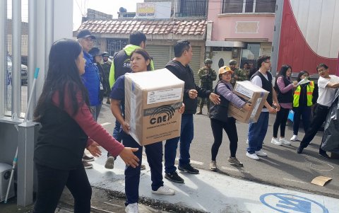 La distribución del material electoral iniciará con los cantones más alejados.