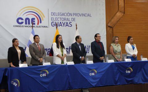Autoridades electorales de Guayas implementan el voto en casa.