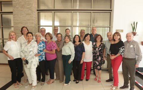 Todos posaron para la foto grupal