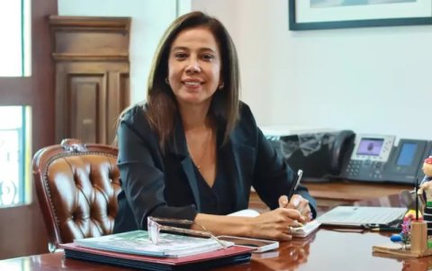 Tras la presentación de Verónica Abad en Turquía, el presidente Noboa designó a Cynthia Gellibert como su delegada ante el Comité de Comercio Exterior.