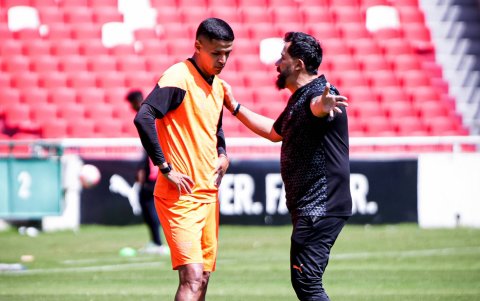 Los albos se preparan para el estreno de la LigaPro.