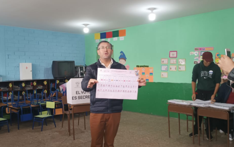 El ministro de Gobierno cuestionó que el Estado pague las campañas de 