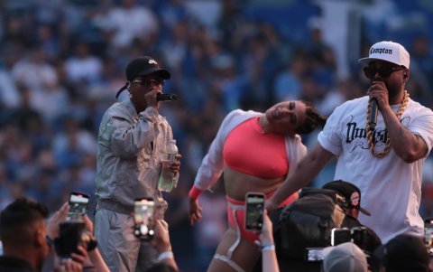 El show musical espectacular de Waldokinc El Troyano y Jombriel.