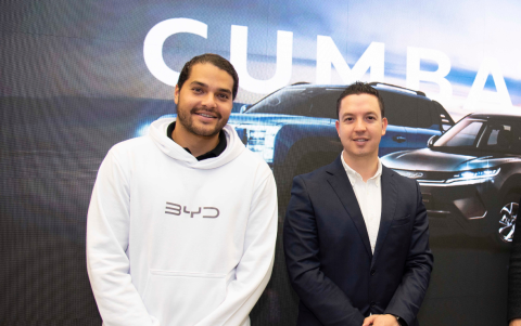 Hugo Ortiz y Martín Solís.