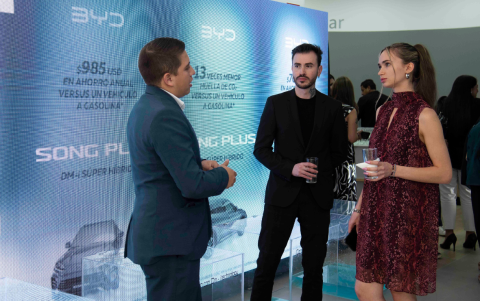 Sebastián Reyes, Patricio Nardi y Liza Myt.