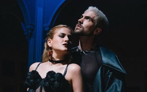 Mar Rendón y Johann Vera en su videoclip musical.