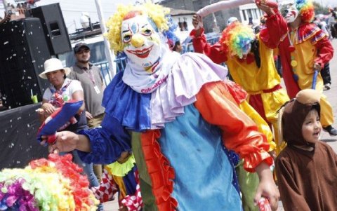 Desfiles y recorridos son parte de la agenda por Carnaval.