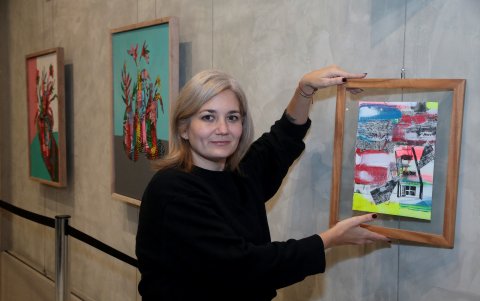 Maggie Camps mantiene abierta una exposición en Portela, del Mall del Sol, hasta finales de marzo.