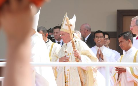 Durante su visita, el papa Francisco ofreció misas campales en Guayaquil y Quito.