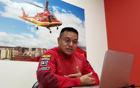 Paúl Paredes atendió la emergencia como paramédico.