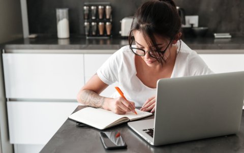 Estudiar en casa puede ser beneficioso.
