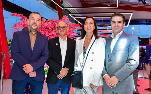 Luis Ramírez, José Luis Sánchez, Verónica Estrella y William Llerena.