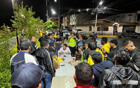 En la madrugada del viernes 28 de febrero del 2025 sesionó el COE Provincial en Santa Rosa por el desbordamiento de los ríos.